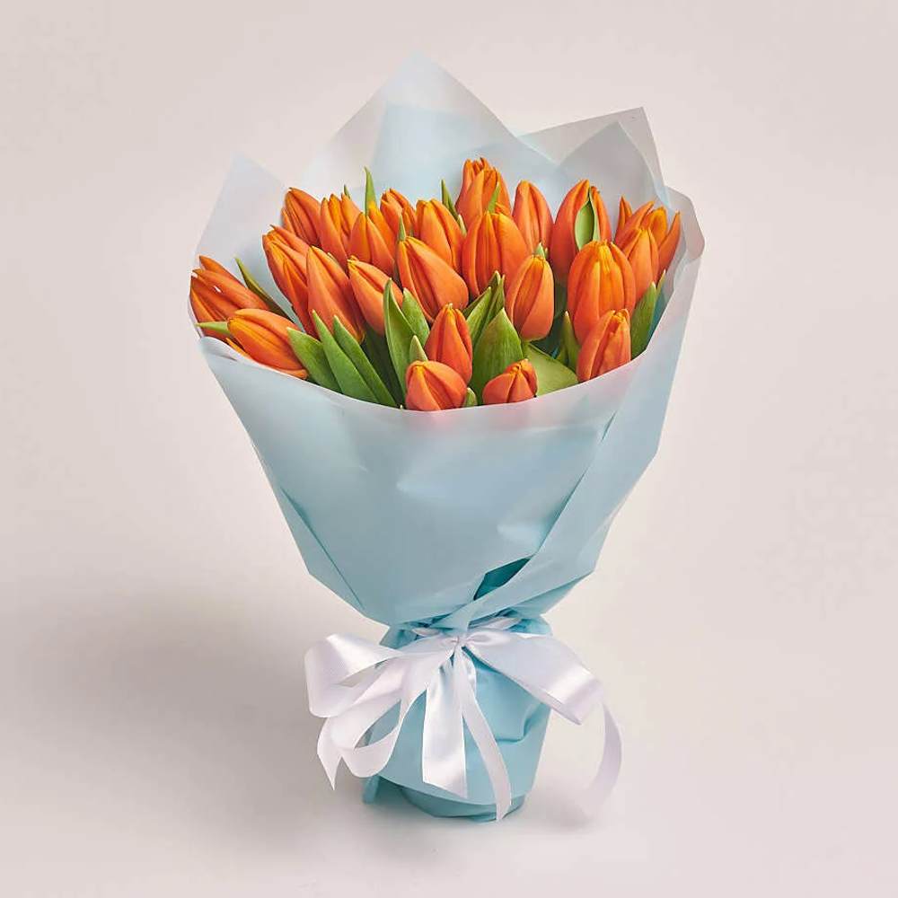 Букет из 25 оранжевых тюльпанов