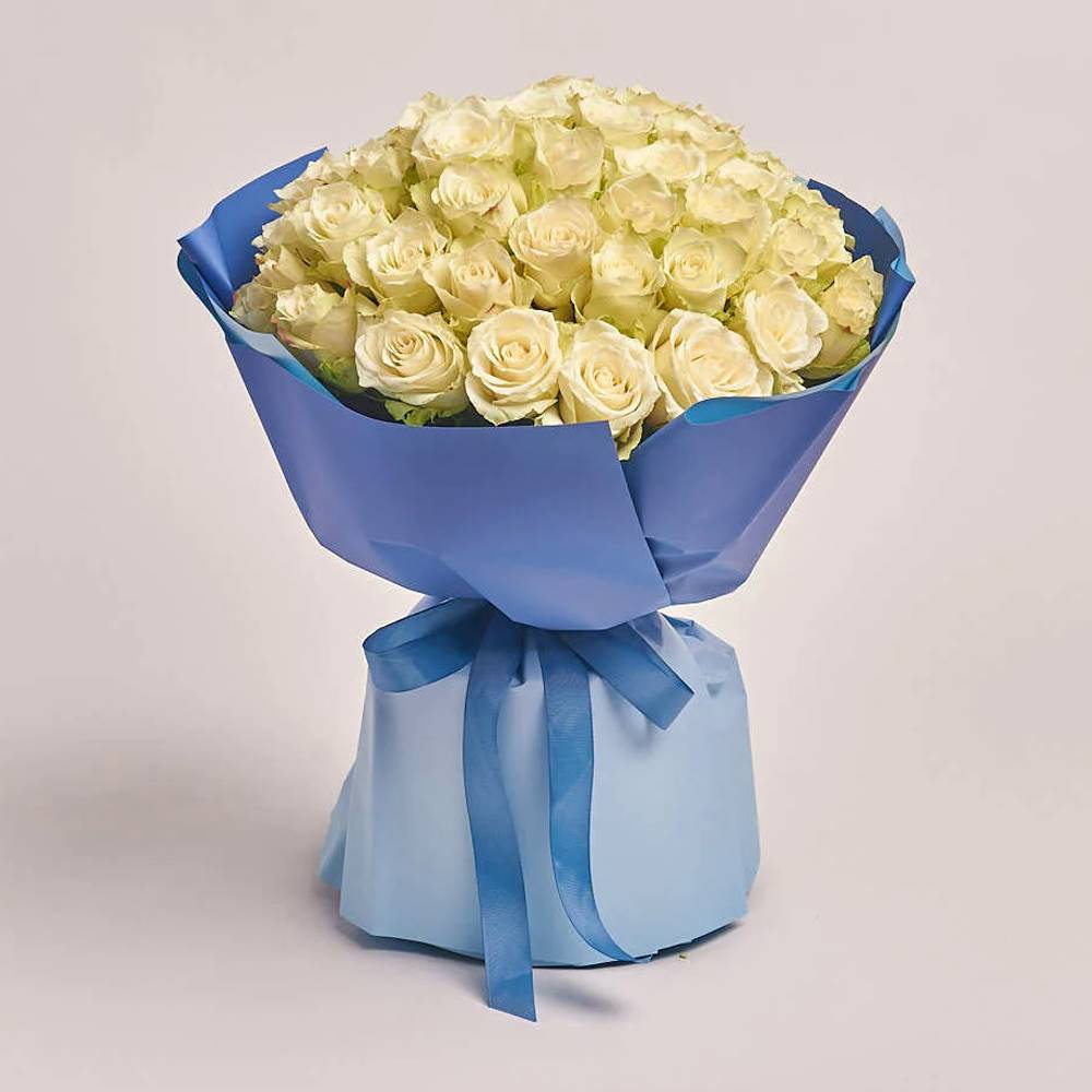 Букет из 51 белой розы Атена