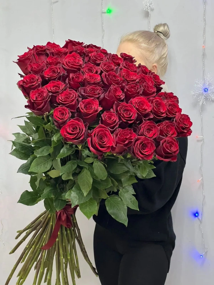 Шикарный букет из 11 роз